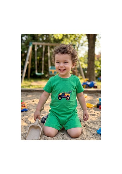 Fuar Baby Miniklere Özel Kız & Erkek Bebek Pamuklu Kısa Paça Tulum Yeşil Araba Desenli Fuar Baby Miniklere Özel Kız & Erkek Bebek Pamuklu Kısa Paça Tulum Yeşil Araba Desenli