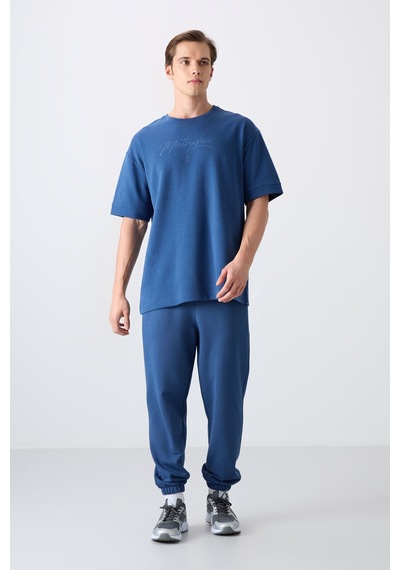 Tommy Life Parlament Pamuklu Kalın Yumuşak Dokulu Oversize Fit Baskılı Erkek T-shirt - 88320 Parlament Tommy Life Parlament Pamuklu Kalın Yumuşak Dokulu Oversize Fit Baskılı Erkek T-shirt - 88320 Parlament