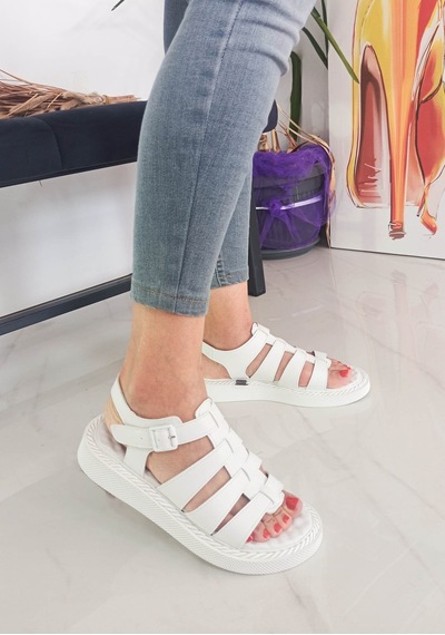 Beyaz Renk Kafes Model Padli Taban Kadın Sandalet 001