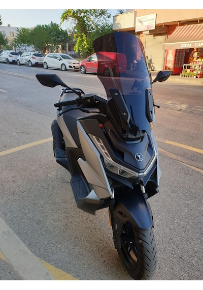Motocam Voge Sr3 Ön Cam 2023-2026 Model 63cm Siyah Renkli 4mm