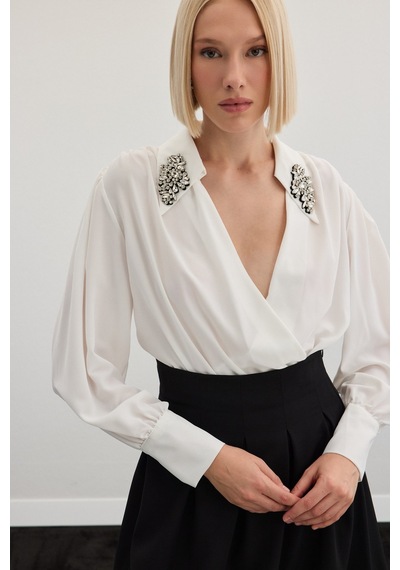 Sateen Aksesuar Detaylı Bodysuit Bluz - Ekru-134784