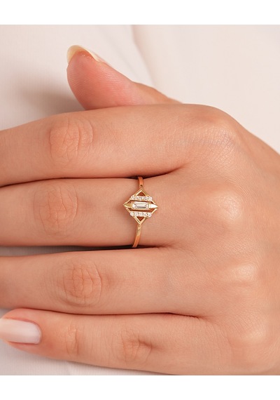 Debora Jewelry 14 Ayar Altın Geometrik Baget Beyaz Taşlı Yüzük