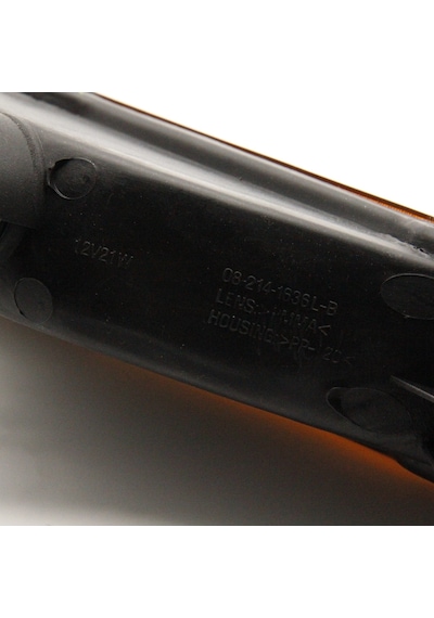 Mitsubishi L300 1988-2000 Ön Tampon Sinyal Lambası Sol Duylu Oem Mb831287 / D214-1636l-ae