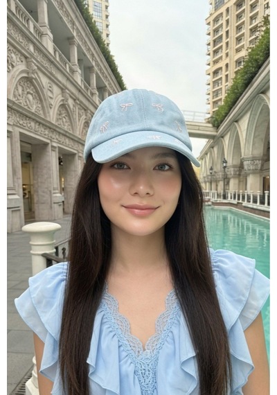 Mollycrush Lüks Fiyonk İşlemeli Şapka Şık Şehir Kombini Açık Mavi Kadın Kot Kep Fiyonk Detaylı
