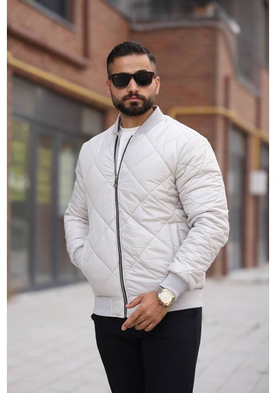 Unisex Kapitoneli Bomber Ceket - Günlük Şık & Spor Kombinlerin Vazgeçilmezi Krem Kptne Unisex Kapitoneli Bomber Ceket - Günlük Şık & Spor Kombinlerin Vazgeçilmezi Krem Kptne