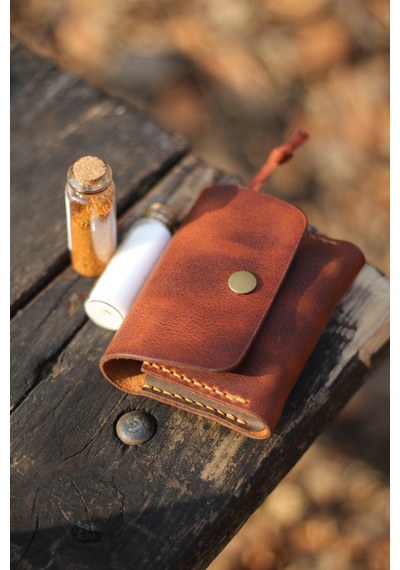Kişiye İsme Özel Maia Kamp Outdoor Deri Baharatlık Tobacco Çok Renkli