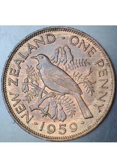 Yeni Zelanda 1 Penny 1959 Kraliçe Iı. Elizabeth. Tui Kuşu. 31 Mm Bronz. Çilaltı.