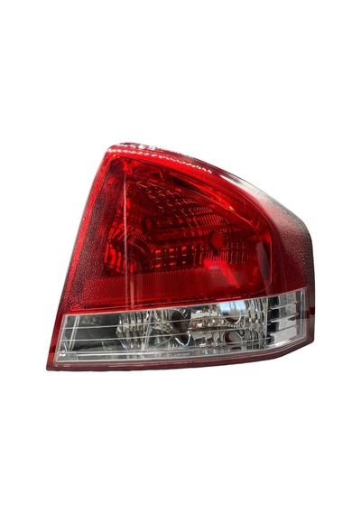 Kia Cerato Stop Sağ ,p2402-2f320