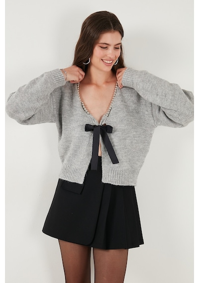 Lela Premium Boncuk Ve Fiyonk Detaylı Regular Fit V Yaka Triko Bayan Hırka 680Hi00180 Gri