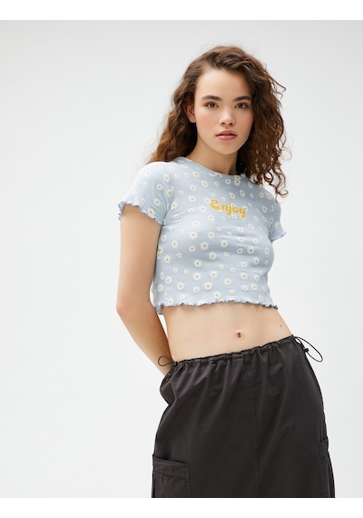 Koton Crop Tişört Baskılı Kısa Kollu Bisiklet Yaka Pamuklu Mavi Desenli 3sal10172ık 3SAL10172IK6D4 Mavi Koton Crop Tişört Baskılı Kısa Kollu Bisiklet Yaka Pamuklu Mavi Desenli 3sal10172ık 3SAL10172IK6D4 Mavi