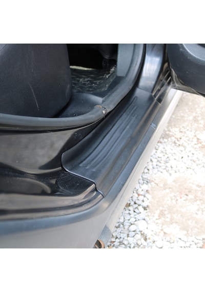 Dacia Sandero 2012- 2020 Yılları Arası Kapı Eşiği 4 Parça