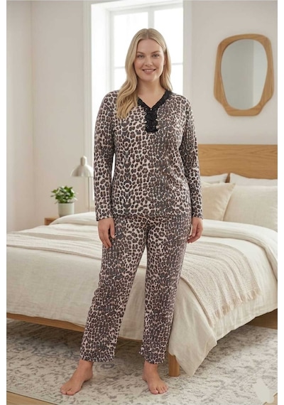 Eyfuze Kadın Büyük Beden Desenli Yakası Düğmeli Uzun Kollu Bambu Pijama Takımı Kahverengi Eyfuze Kadın Büyük Beden Desenli Yakası Düğmeli Uzun Kollu Bambu Pijama Takımı Kahverengi
