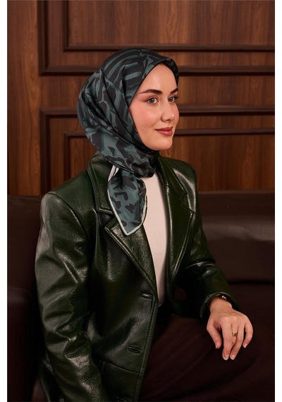 Silk Home Twill İpek Eşarp Koyu Yeşil Patina Su Yeşili Desenli Tok Duruşlu 90x90 Çok Renkli