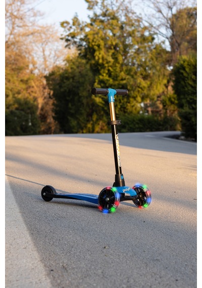 Scooter Yeni Leddy 3tekerli Led Işıklı 2 Yaş 50kğ Taşıma Kapasiteli 3kademe Direksiyon Mavi