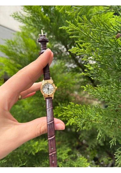 Minimal Kadın Kol Saati Acı Kahverengi Altın