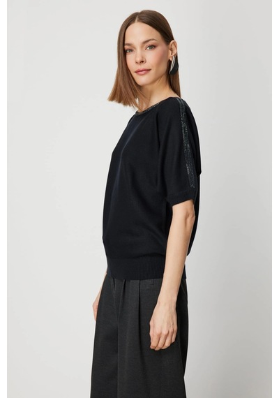 On Fashion Kadın Yakası Ve Kolları Taşlı Siyah Yarım Kol Kazak 65421 Siyah
