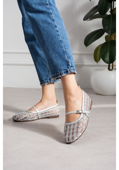 Dabab Shoes Rıvena Kadın Gümüş Tül Üzeri Nakış Detaylı Kare Burun Üstten Bantlı Düz Taban Mary Jane Babet
