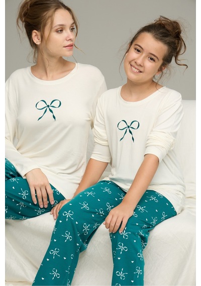 Siyah İnci Pamuklu Bisiklet Yaka Örme Pijama Takım25241159 Ekru
