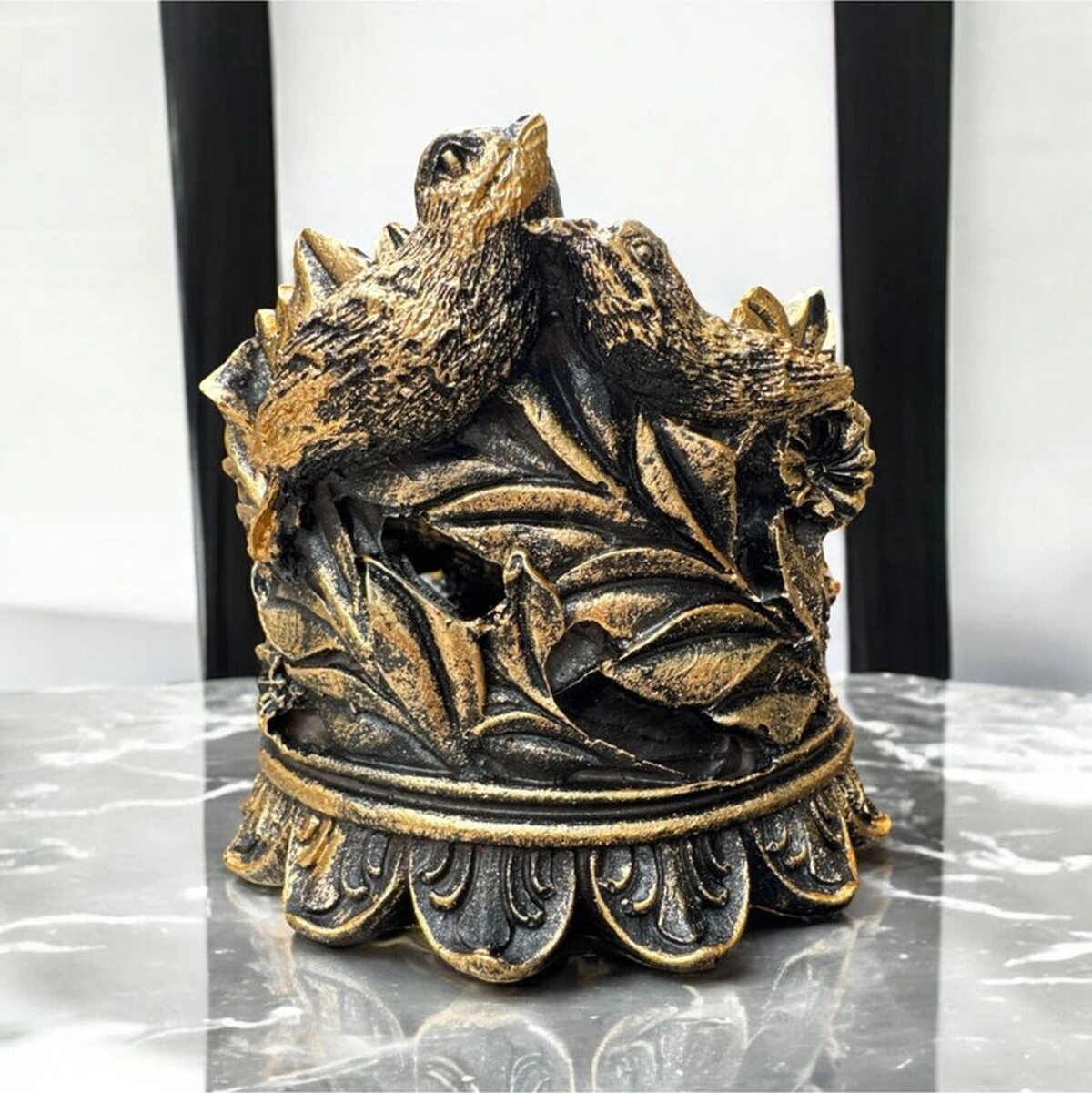 Dekoratif Polyester Kuşlu Şamdan Mumluk Gold Eskitme 11x11x10 Cm