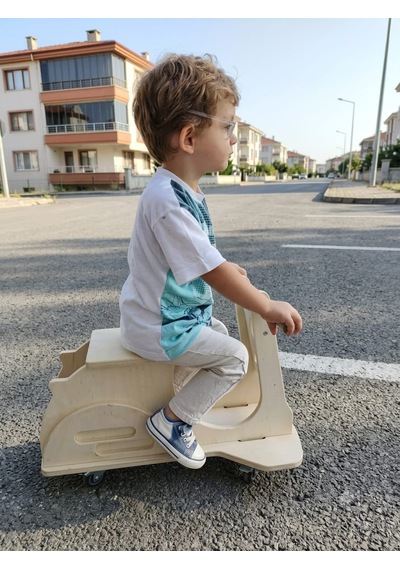 Tekerlekli Dekoratif Oyuncak Scooter