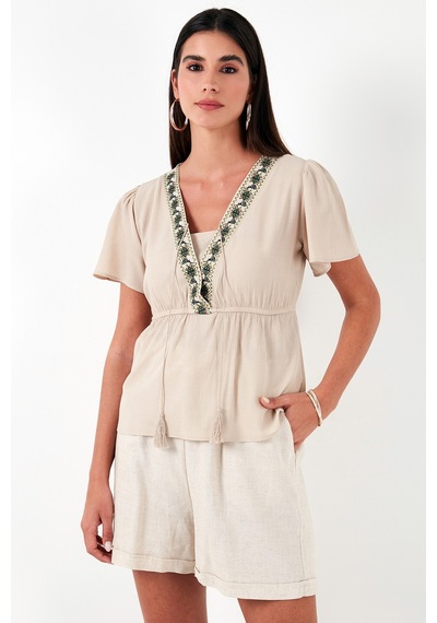 Lela Pamuklu Regular Fit Nakış Işlemeli Püsküllü Bayan Bluz 611Bz0282 Bej