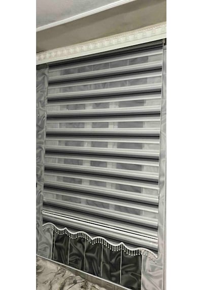 Zebra Stor Perde 15950 Siyah Gri Beyaz Geçişli Etekli Boncuklu Çocuk Odası Balkon Mutfak Perdesi Siyah