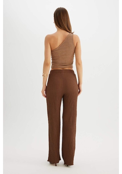 Defacto Regular Fit Beli Lastikli Basic Düz Bürümcük Pantolon D4415AX24AUBN254 Kahve