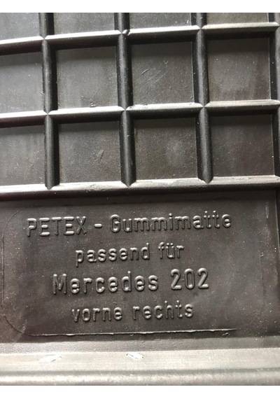 Mercedes W202 Lastik Paspas Siyah Takım C-class