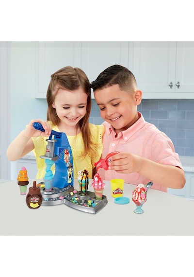 Play Doh Renkli Dondurma Dükkanım Play Doh Dondurma Yapma Makine