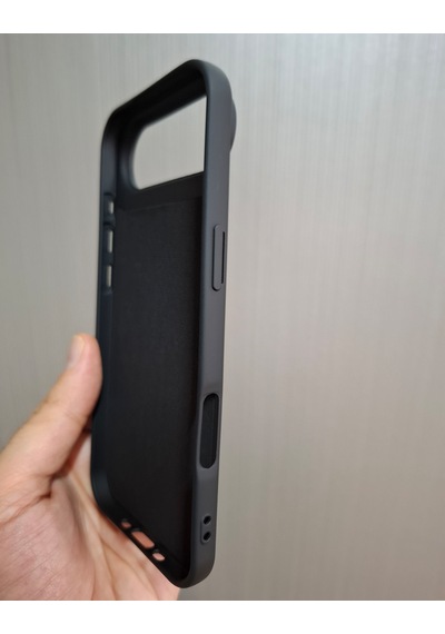Apple Uyumlu iPhone 17 Air Logolu İçi Kadife Silikon Lansman Kılıf Siyah