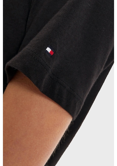 Tommy Hilfiger Logolu Pamuklu Regular Fit Bisiklet Yaka T Shirt Kadın T Shirt Ww0ww40276 Bds Siyah Tommy Hilfiger Logolu Pamuklu Regular Fit Bisiklet Yaka T Shirt Kadın T Shirt Ww0ww40276 Bds Siyah
