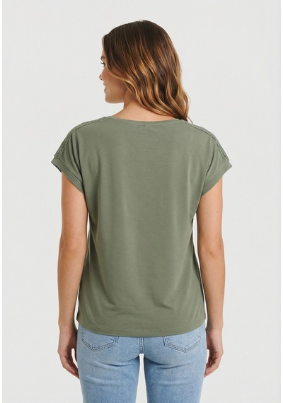 Only Onlfree Life S/s V-neck Lace Top Jrs Kadın T-shirt 15369294 Yeşil Only Onlfree Life S/s V-neck Lace Top Jrs Kadın T-shirt 15369294 Yeşil