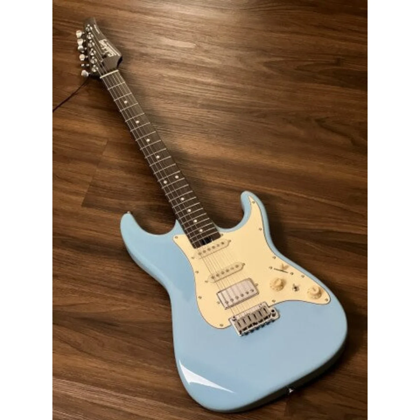 Soloking Ms-11 Classic With One Piece Rosewood Neck İn Daphne Blue Special Run W/gigbag