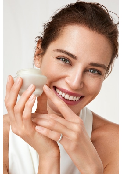 Avon Anew Reversalist Gündüz Yüz Kremi SPF25 50 ML