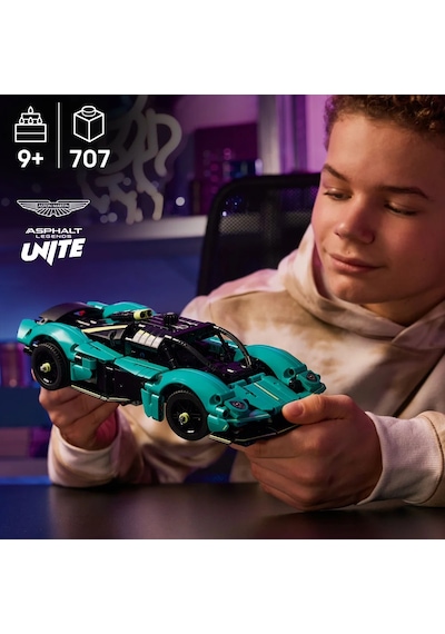 LEGO® Technic Aston Martin Valkyrie 42208 - 9 Yaş ve Üzeri Çocuklar için Yaratıcı Oyuncak Araba Yapım Seti (707 Parça)