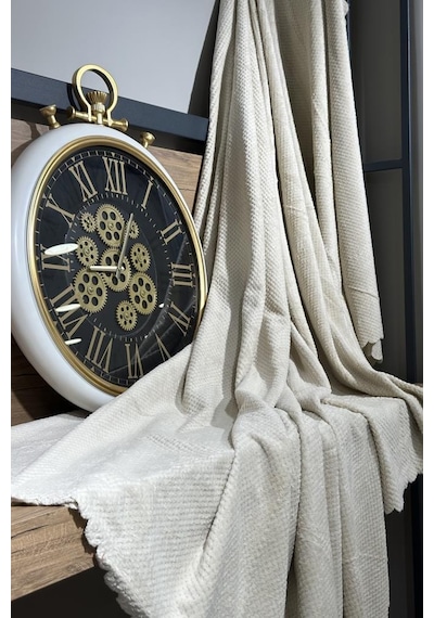Elegance Pelüş Kaymaz Tabanlı Koltuk Örtüsü 170x215 Cm Bej Bej