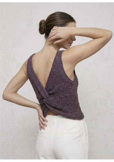 Neden Tekstil Twist Knot Detaylı Premium Kadın Triko Bluz V Yaka Örgü Dokulu Şık Crop Tasarım - Mürdüm