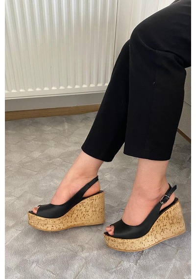 Asmi Shoes Kadın Fenni 10 Cm Dolgu Topuklu Mantar Taban Ayakkabı Siyah Siyah