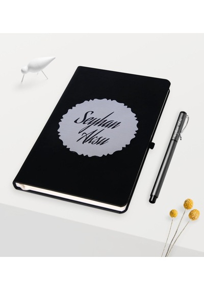 Kişiye Özel Kabartma Plakalı Siyah Defter Kalem Set Siyah