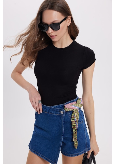 Tudors Kadın Slim Fit Dar Kesim Bisiklet Yaka Viskon Kumaş Ultra Soft Siyah Tişört-34854 Siyah