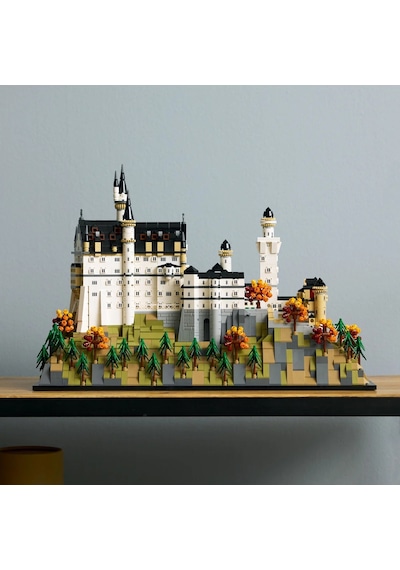 LEGO® Architecture Neuschwanstein Şatosu 21063 - Yetişkinler için Koleksiyonluk Model Yapım Seti (3455 Parça)