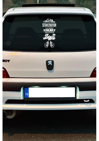 Oto Arka Cam Sticker Model 61 İngilizce Beyaz 40 20 Cm