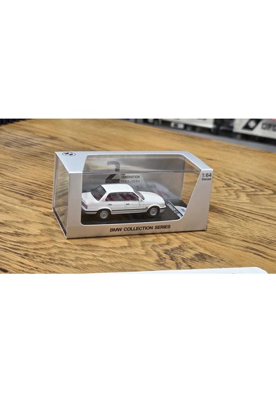 1/64 Bmw E30 Beyaz - Collector Edition 50 Years Bmw 3 Series