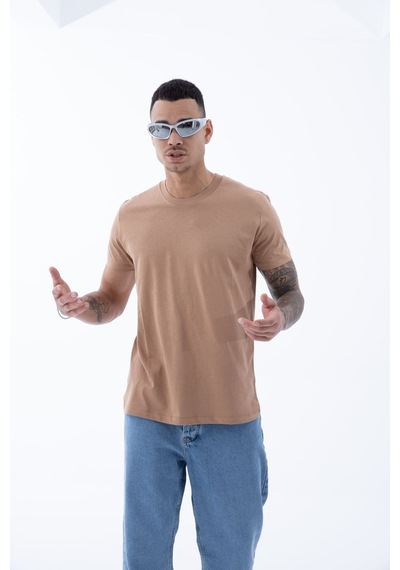 Erkek Pamuklu Kumaş Regular Fit Kesim Bisiklet Yaka T-shirt