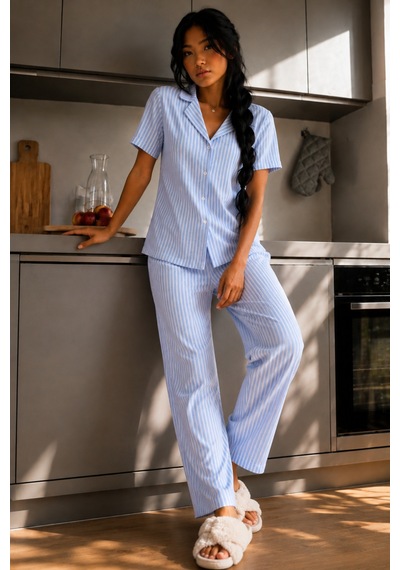 Norcia Sports Kadın Zarif Yaka Dokulu Ferah Mavi Pijama Takımı Çok Renkli - 929323082 Çok Renkli - 929323082 Çok Renkli Norcia Sports Kadın Zarif Yaka Dokulu Ferah Mavi Pijama Takımı Çok Renkli - 929323082 Çok Renkli - 929323082 Çok Renkli