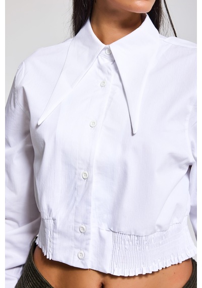 Itsbasic Kadın Beyaz Renk Crop Fit Yaka Detaylı Özel Tasarım Gömlek