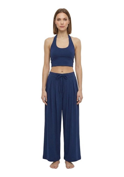 Cottonhıll Lacivert Viskon Halter Yaka Sırt Dekolteli Kadın Crop Atlet
