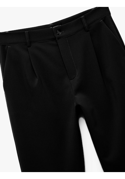 Koton Pileli Oversize Cep Detaylı Kumaş Pantolon Siyah 6wam40056hw Siyah