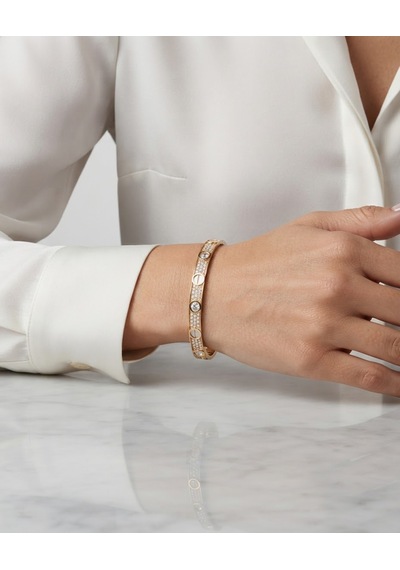 Kadın Taşlı Love Model Gold Çelik Bilezik