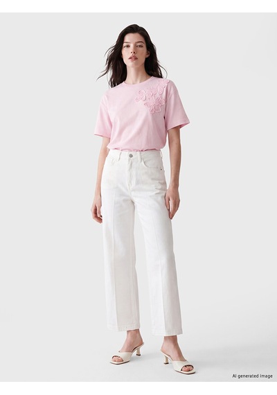 Lcw Comfort Pembe Soft Touch Çiçek Aplikeli Bluz